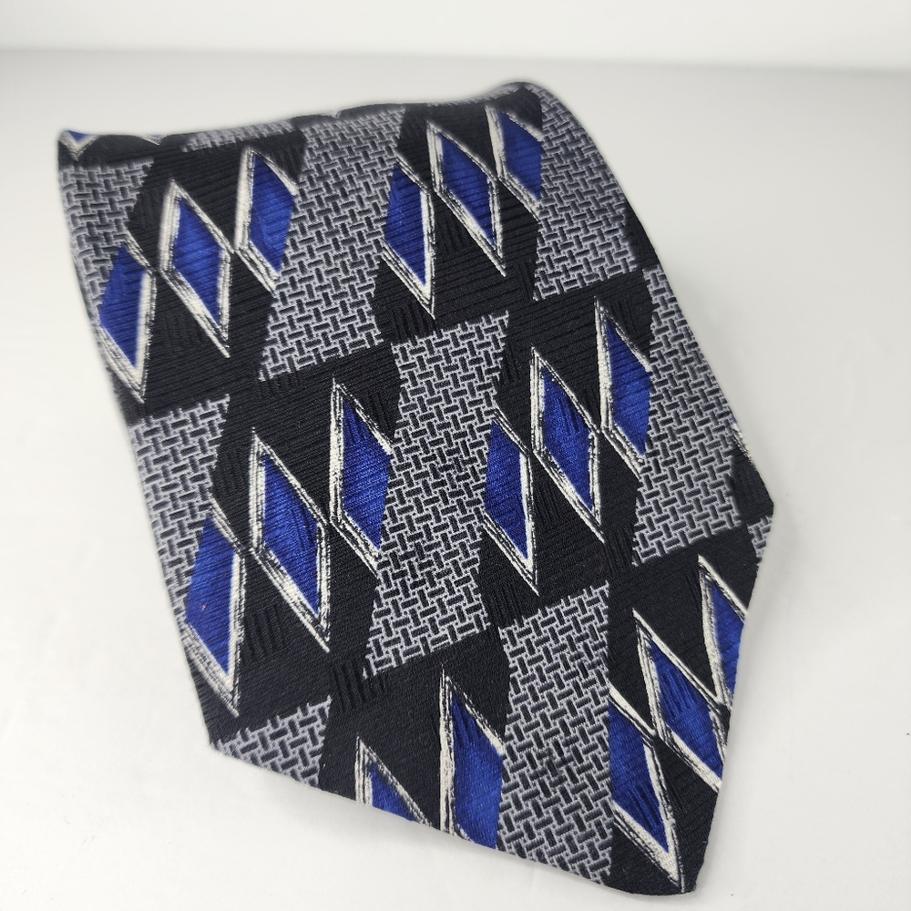 LOUIS ROTH Vintage Silk Tie.